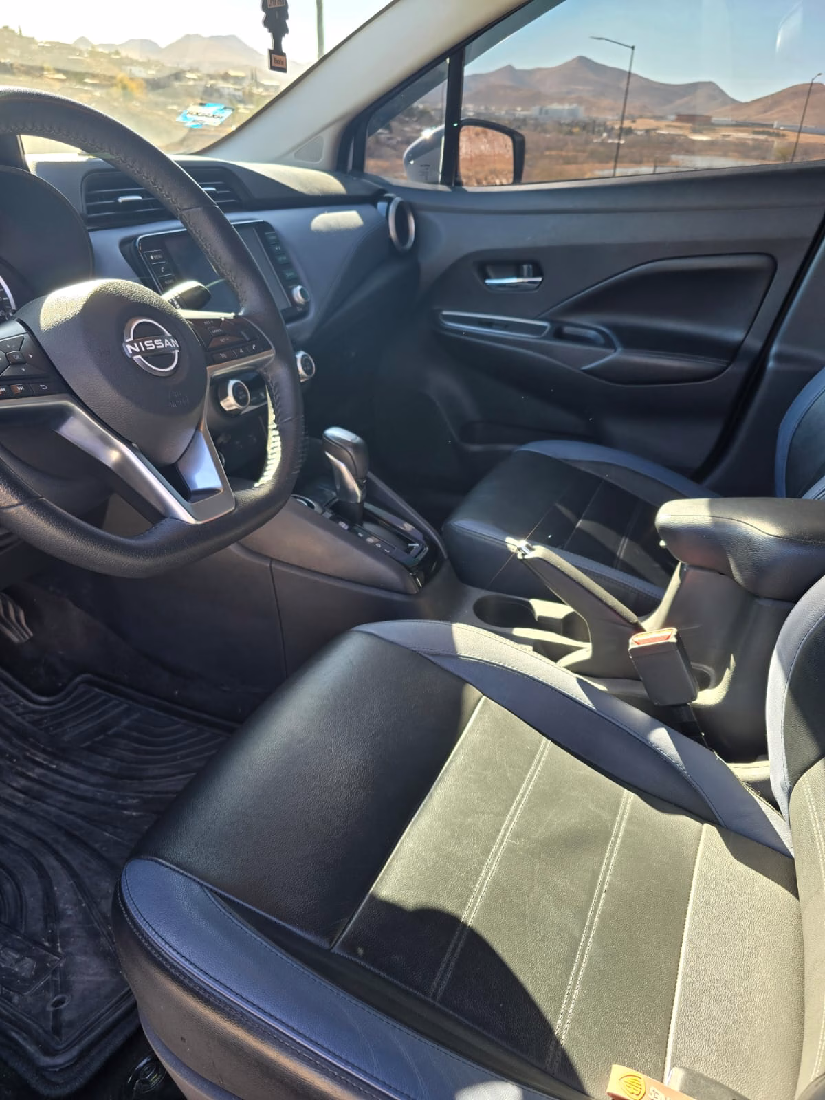 Nissan Versa Exclusive TA 2024 - Imagen 6