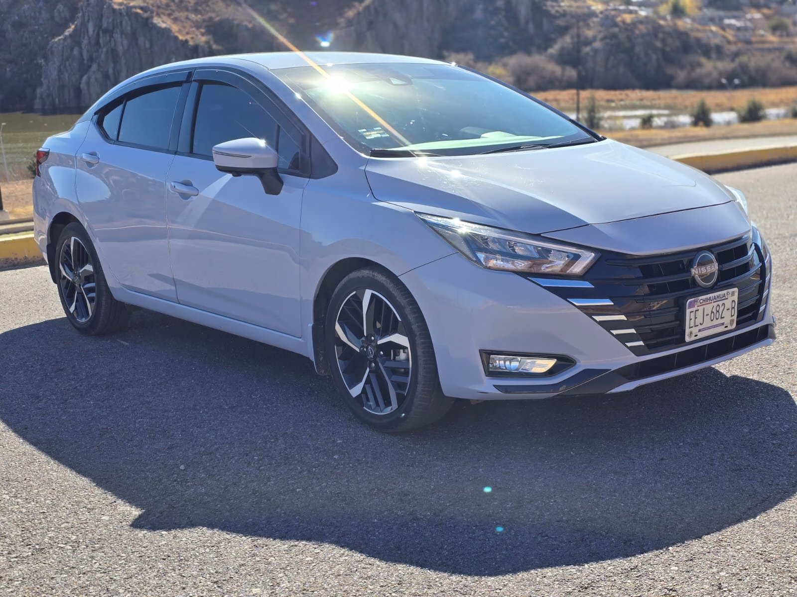 Nissan Versa Exclusive TA 2024 - Imagen 5