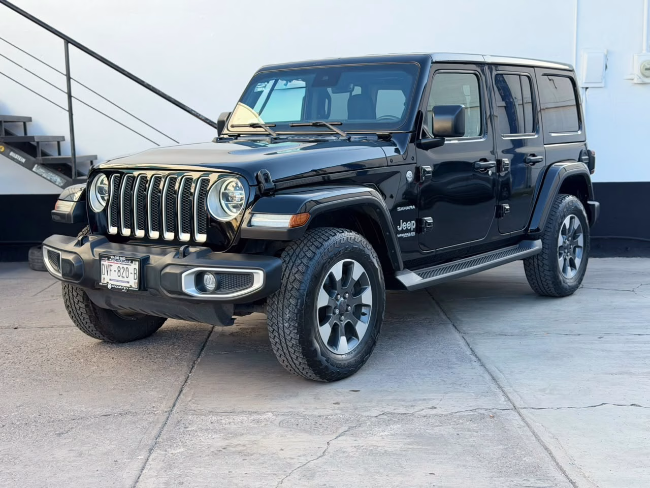 Jeep Wrangler Unlimited Sahara 2022 - Imagen 8